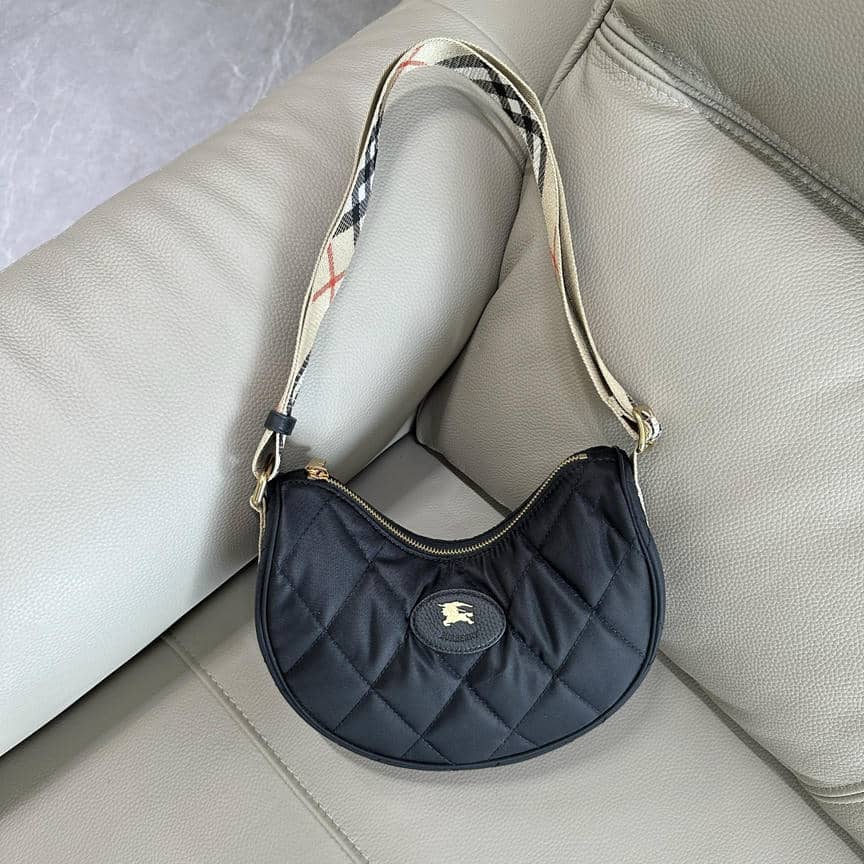 Burberry Bag 42